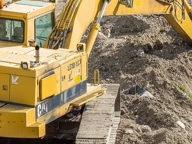 Kotrógép közelről, a bányászati gépkezelés gyakorlati technikája